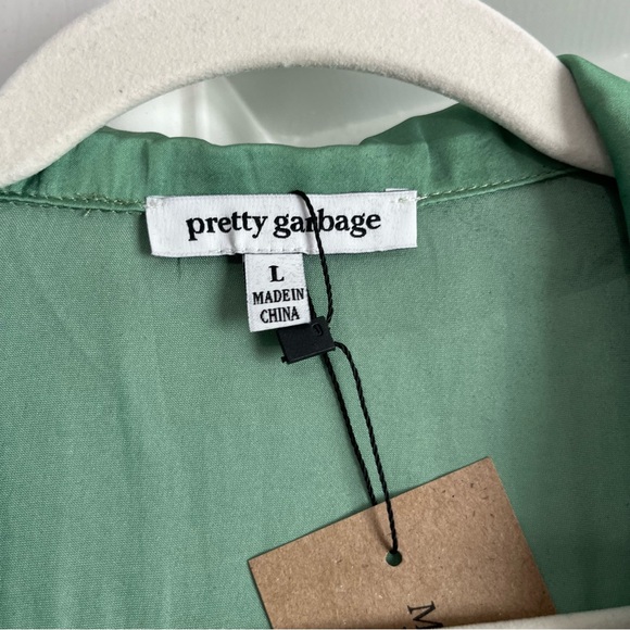 Pretty Garbage Women’s Satin Green Colored Button Up Top Blouse Shirt L New - Picture 6 of 6